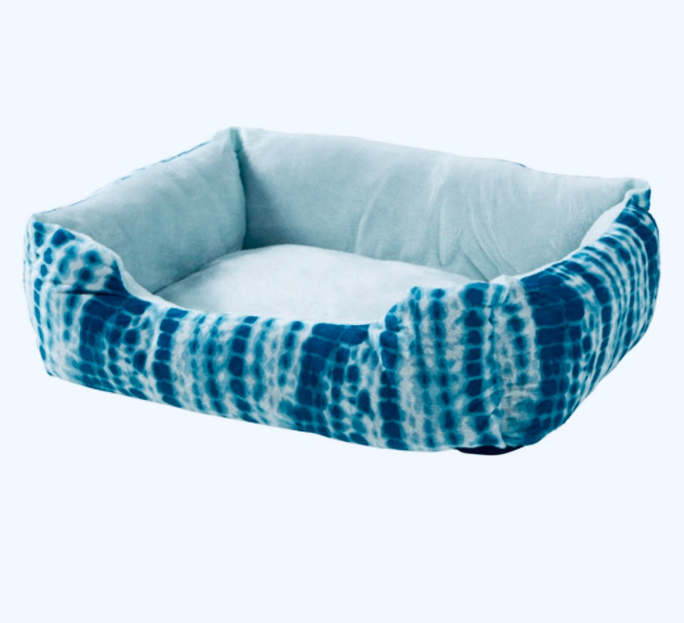 Brooklyn Bella Bleu Cozy Puppy Bed